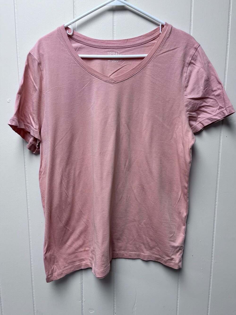 Time and Tru Women's Pink V-Neck Short Sleeve T-Shirt XL (16-18)